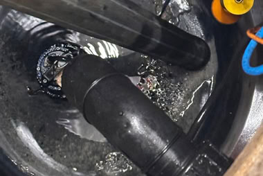 Revisionsschacht Reinigung Liegenschaft Zürich - Prokanal Inspektion und Entleerung 